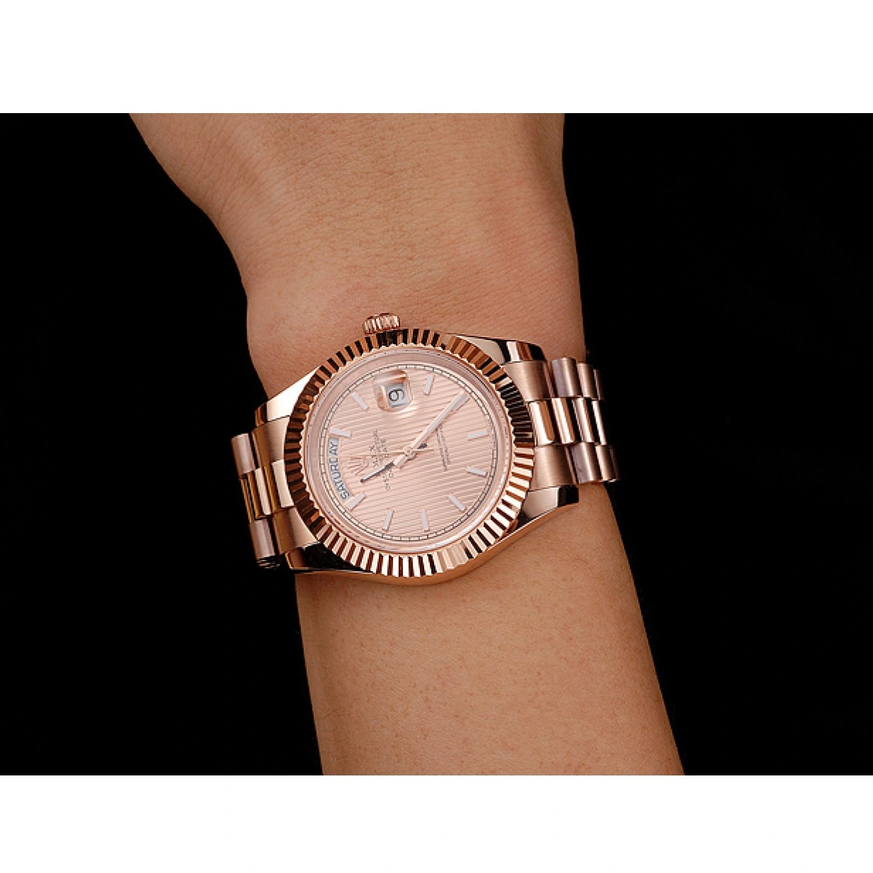 RepTime Watches 0221 Swiss Rolex Day Date 40 Rose Gold Etched Dial Rose Gold Case And Bracelet